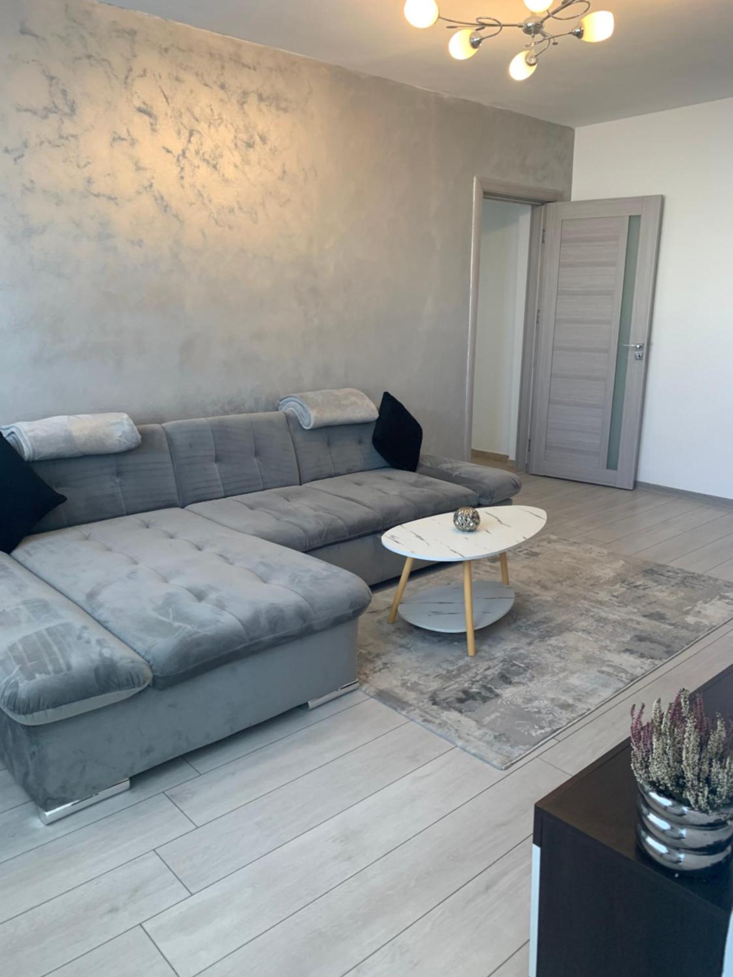 Victoriei Boulevard Private Apartment براشوف المظهر الخارجي الصورة